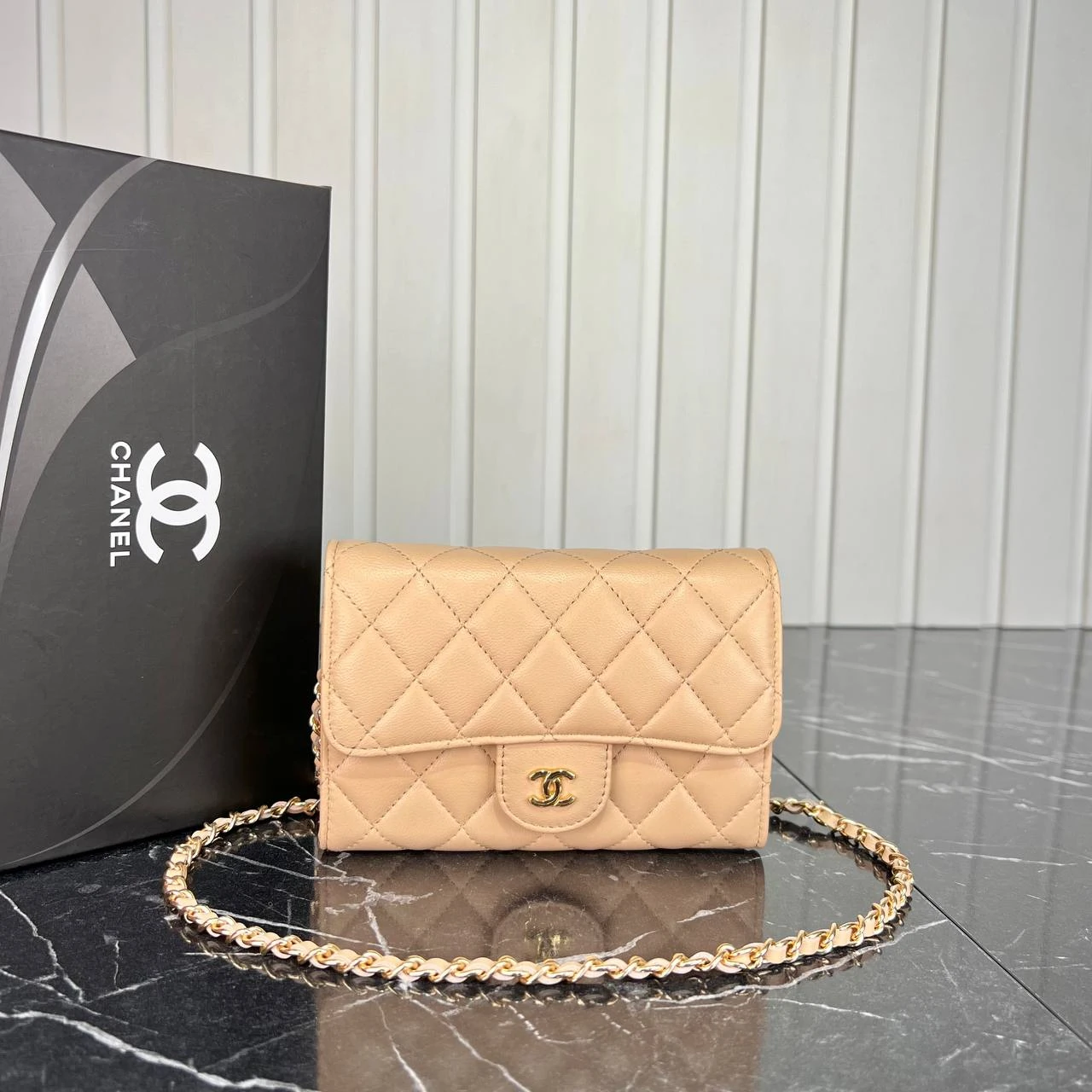 Picture of Coco Woc  Chain Clutch  Small Wallet - Beige