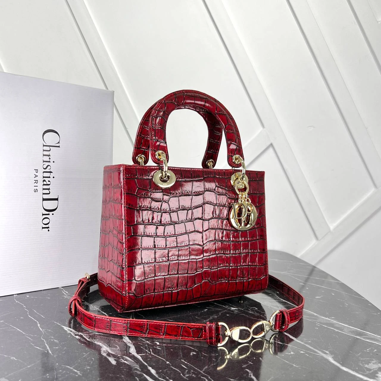 Crocodile Medium Lady Dior Bag  - Burgundy的图片