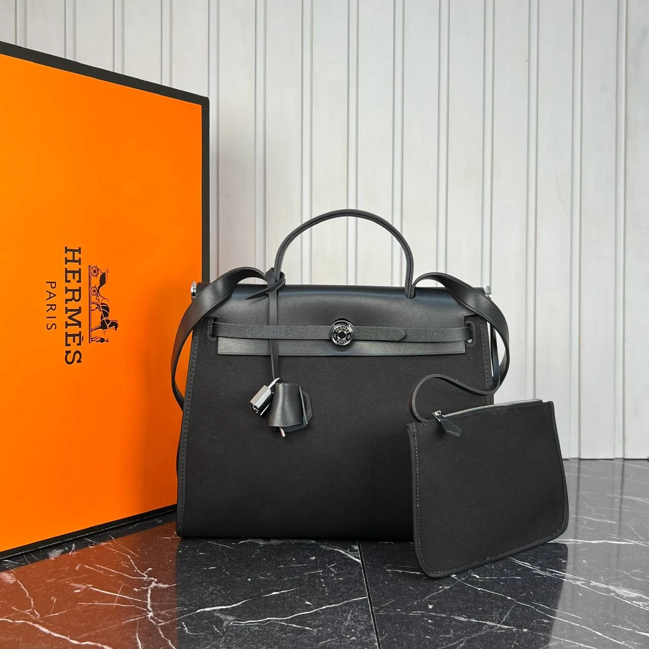 Retourne Laque Bag的图片