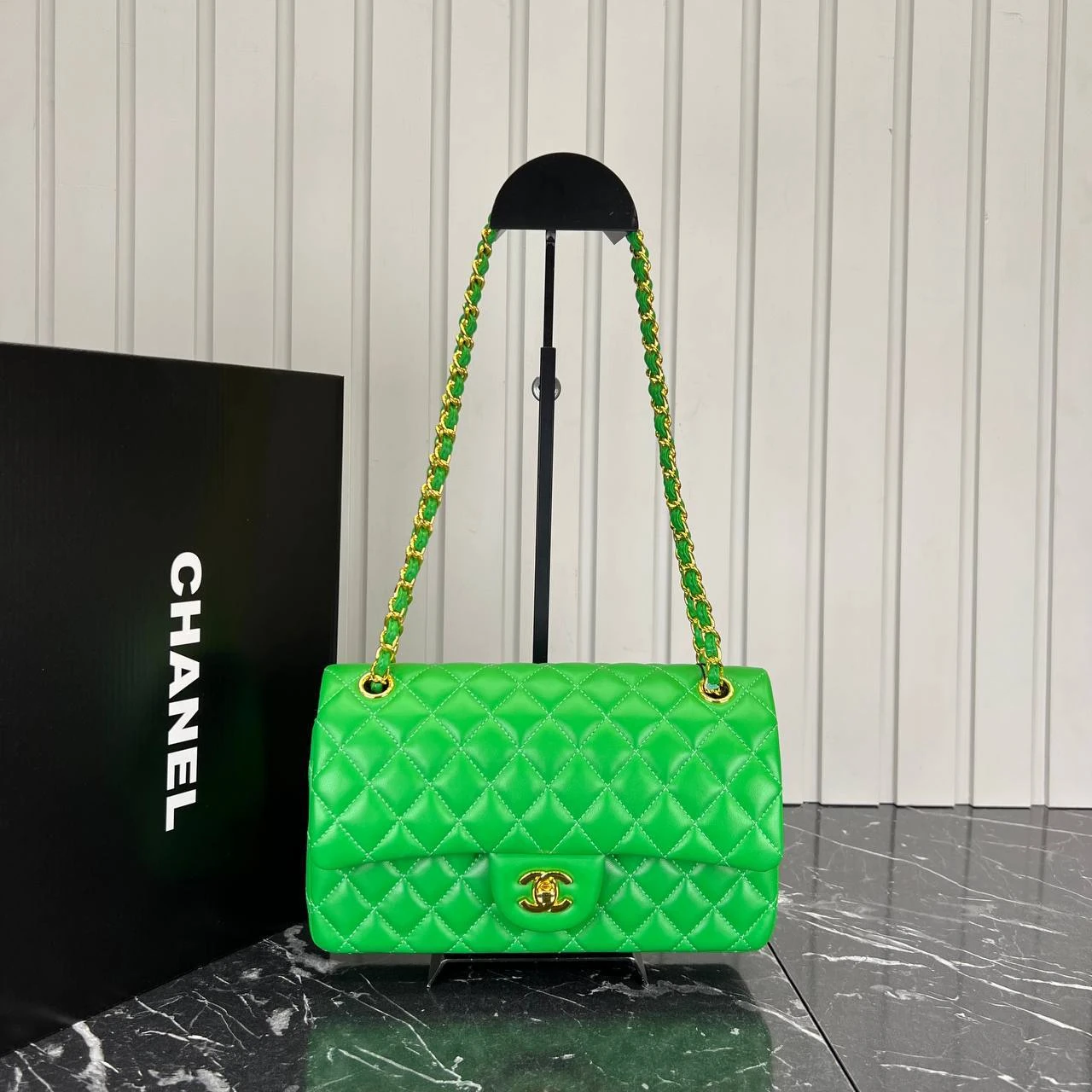 2.55 Cappitone Classic Flap Bag  - Green的图片
