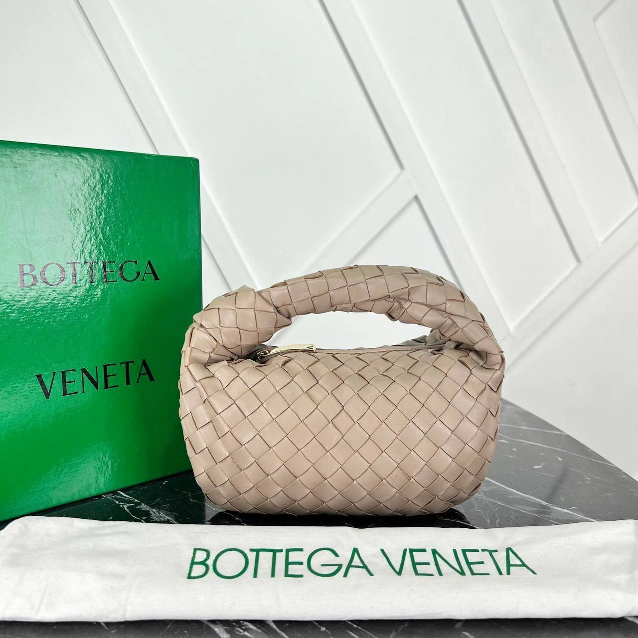 Picture of BV Jodie Bag Mini - Mink