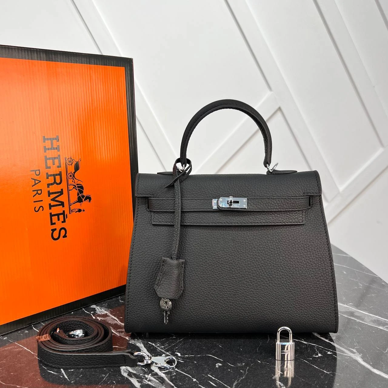 Kelly Bag 25  - Black的图片