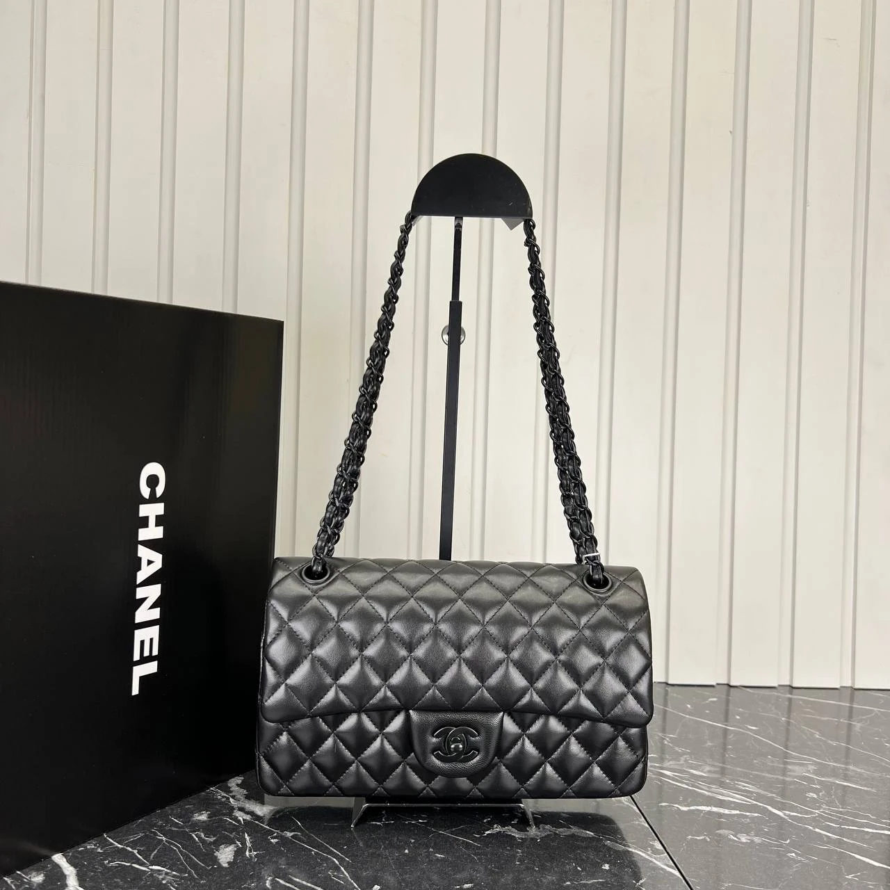 2.55 Cappitone Classic Flap Bag  - Black Hardware的图片