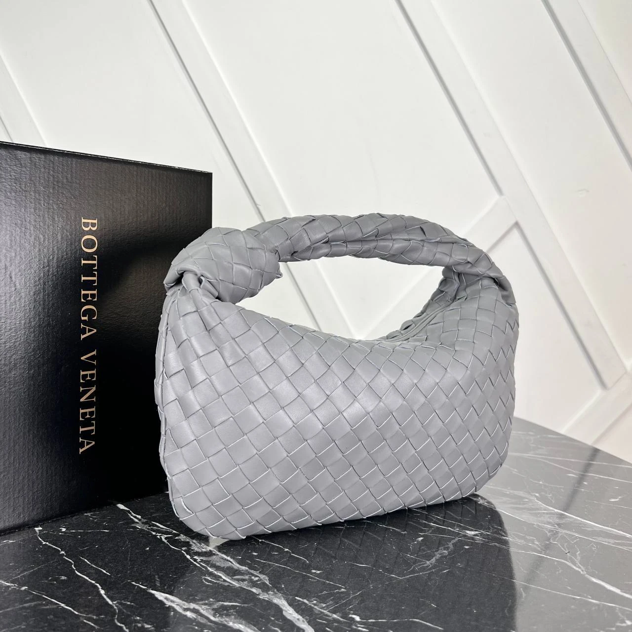 BV Jodie Bag Medium  - Gray的图片