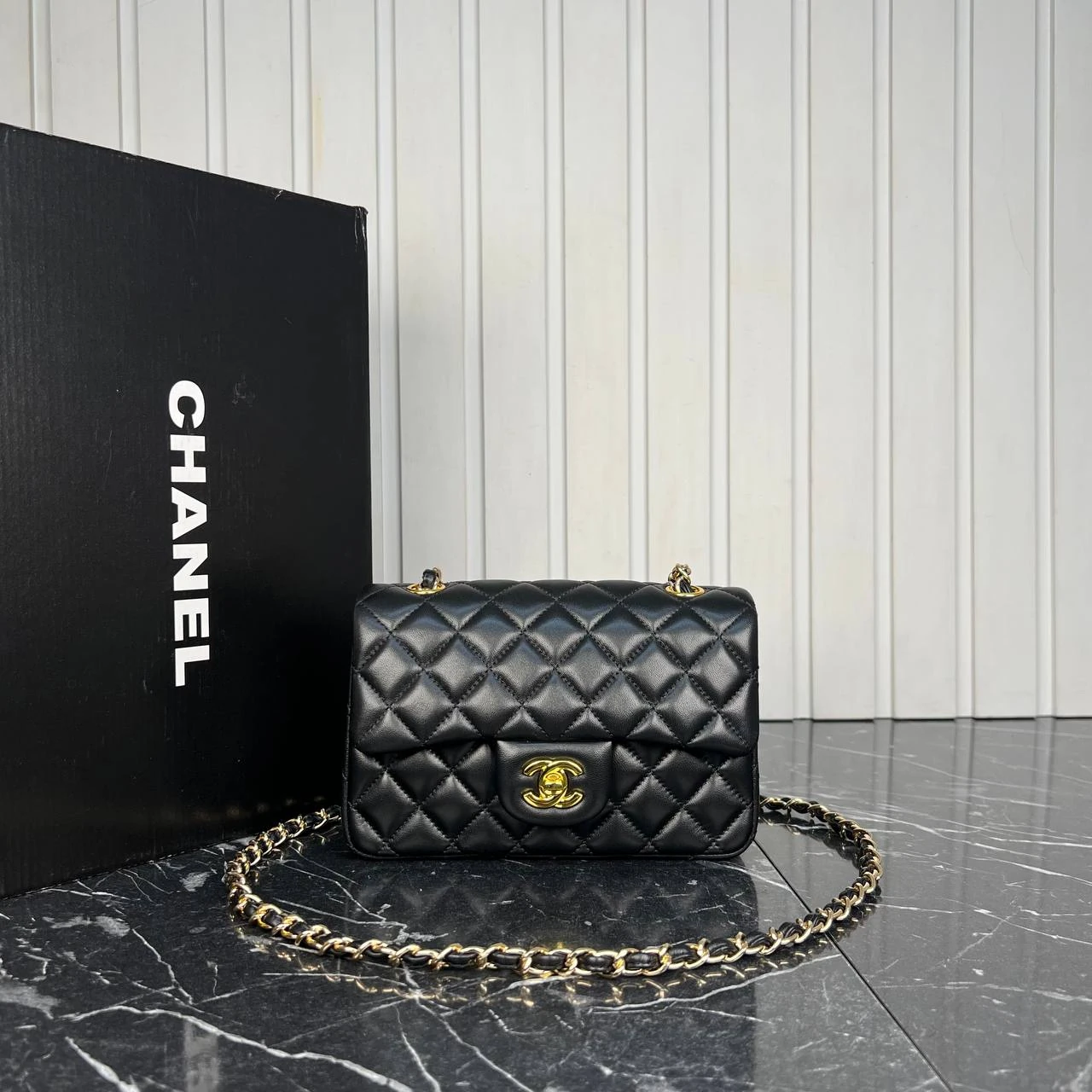 1.55 Cappitone Mini Flap Bag  - Gold Hardware的图片