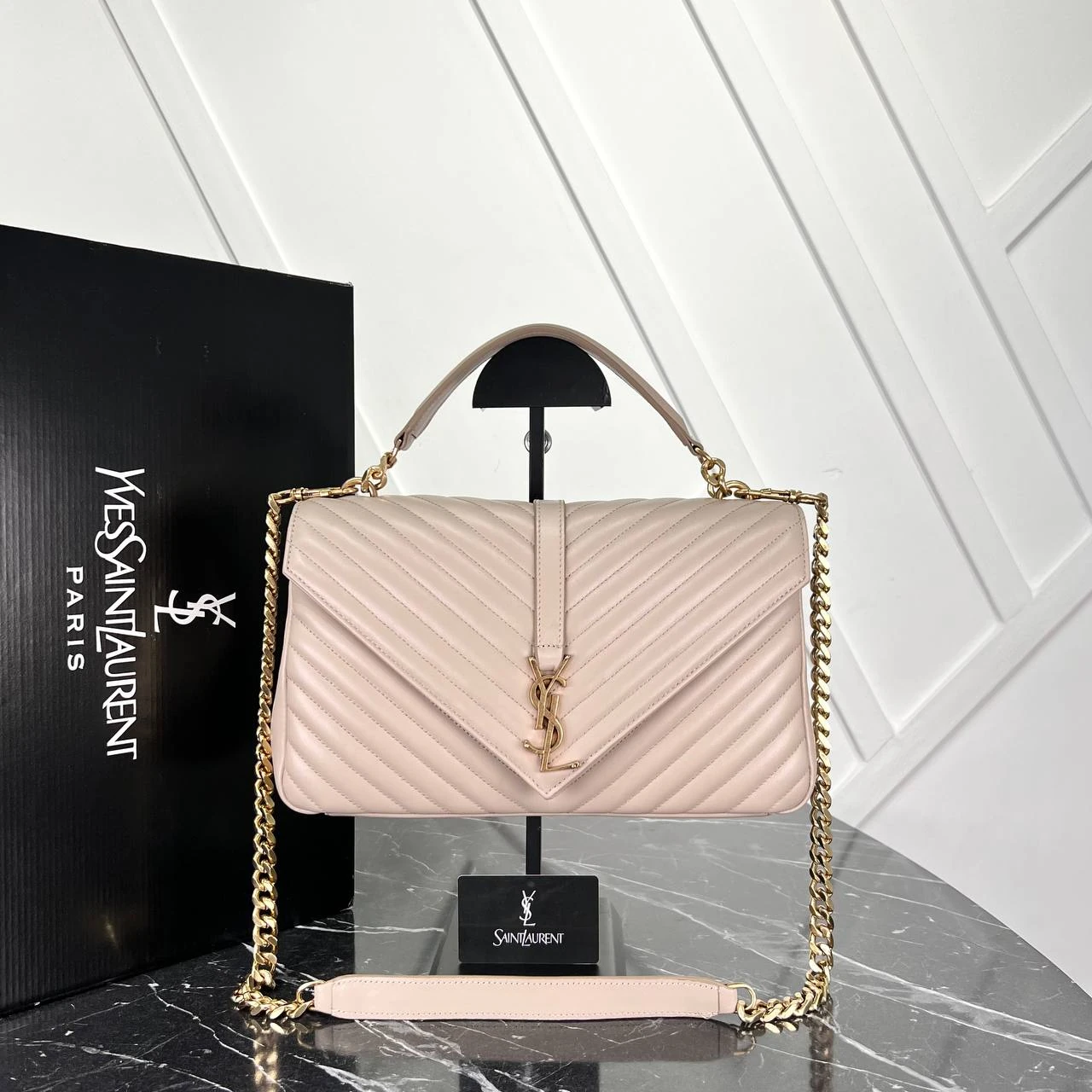 College Chain Bag的图片