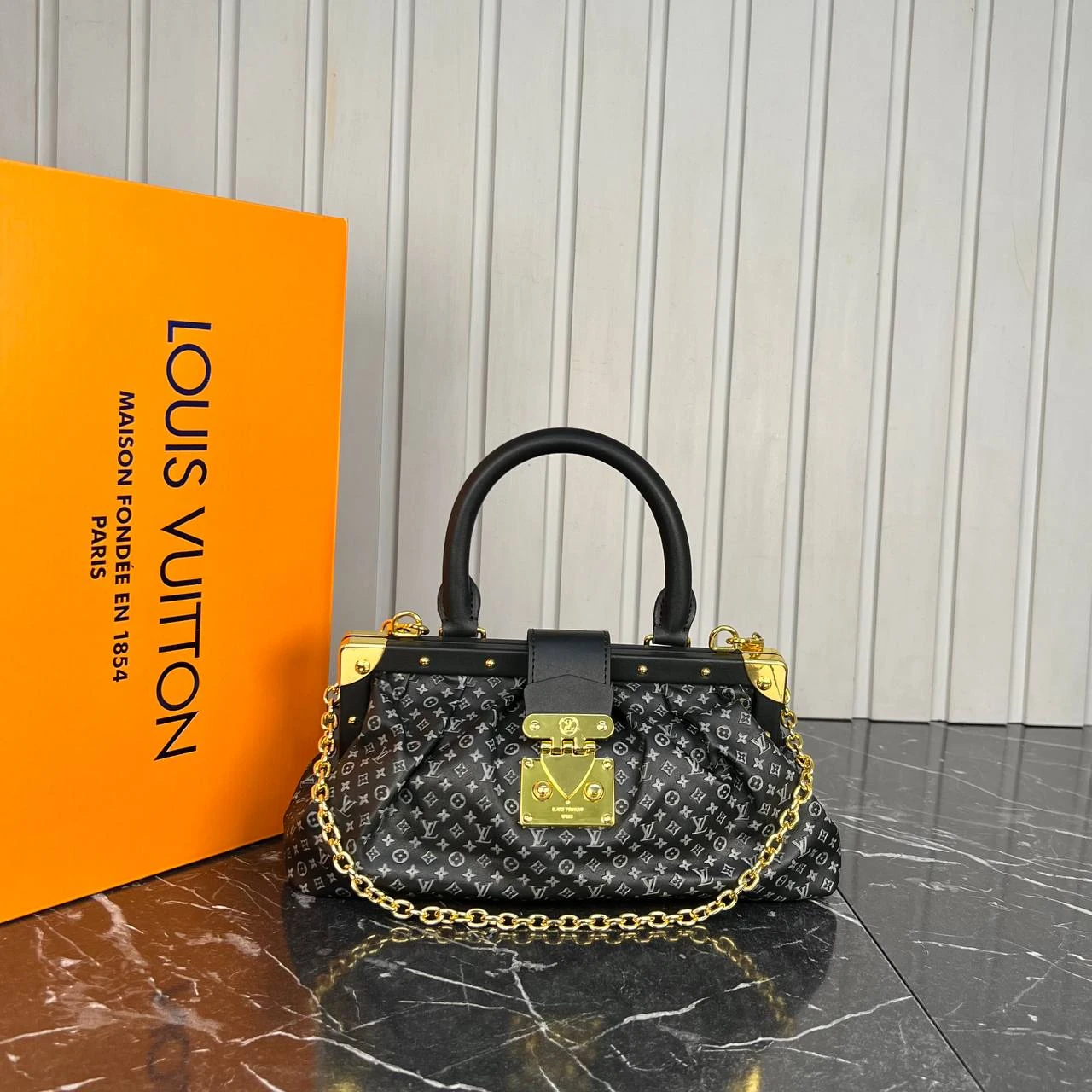 Picture of Clutch Bag