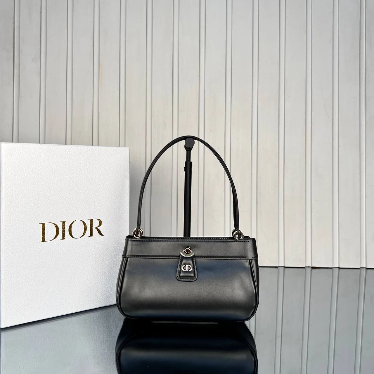 Key Bag Handbags - Black的图片