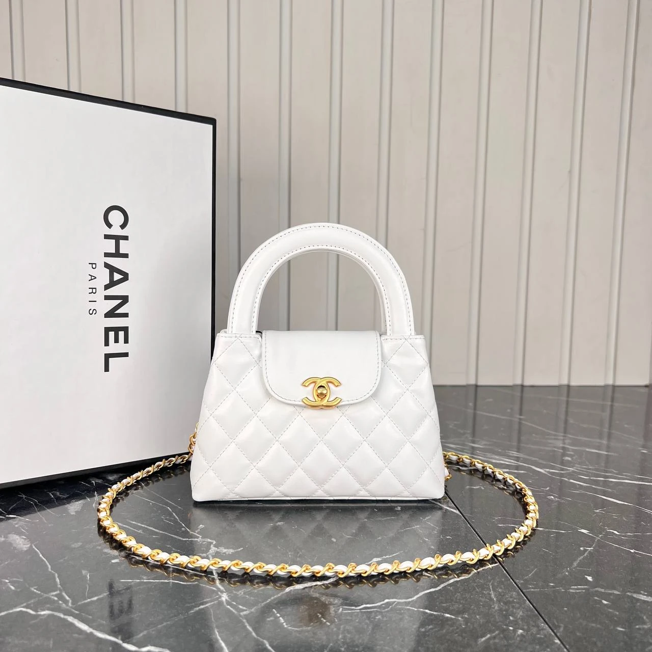 Shiny Aged Crumpled Gold-Tone Metal Bag - White的图片