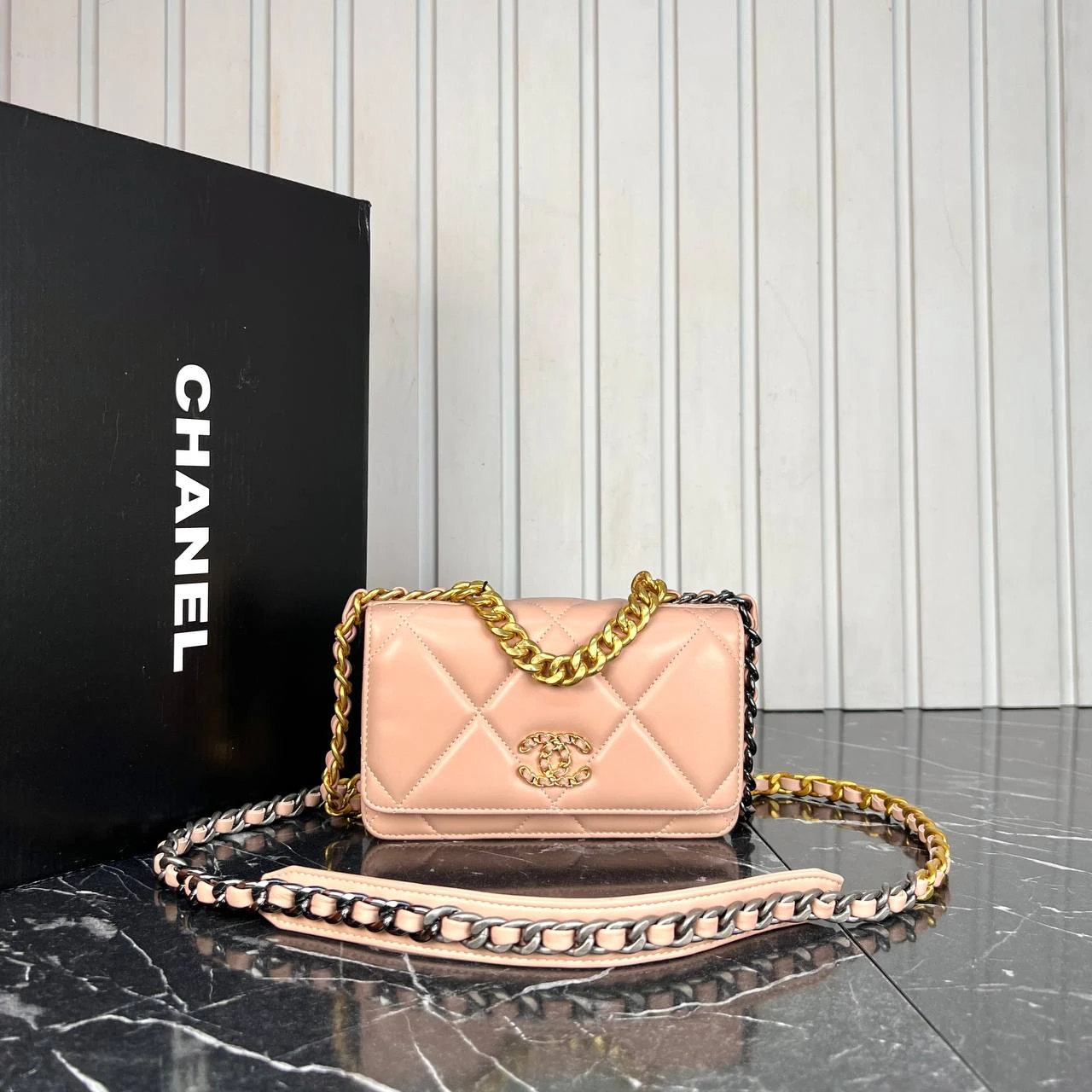 19 WOC Leather Bag - Rose的图片