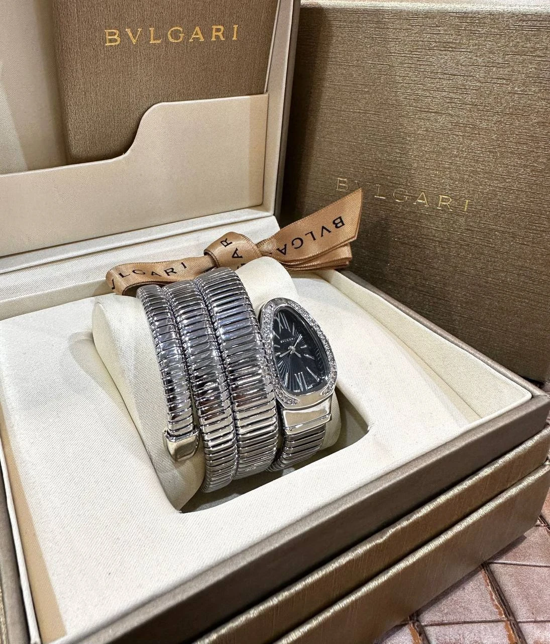 Picture of Stainless Steel Women Watch - 12