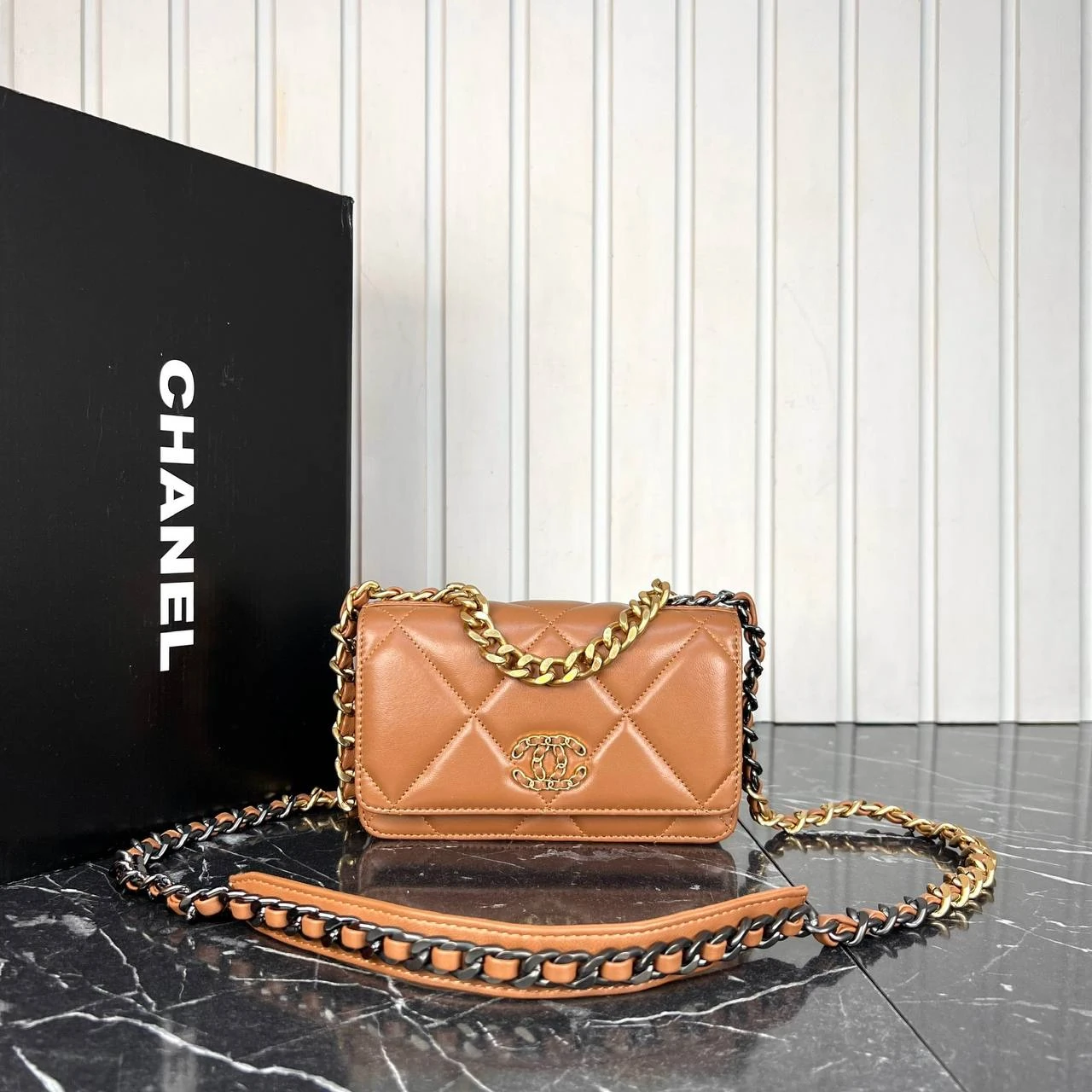 19 WOC Leather Bag - Brown的图片