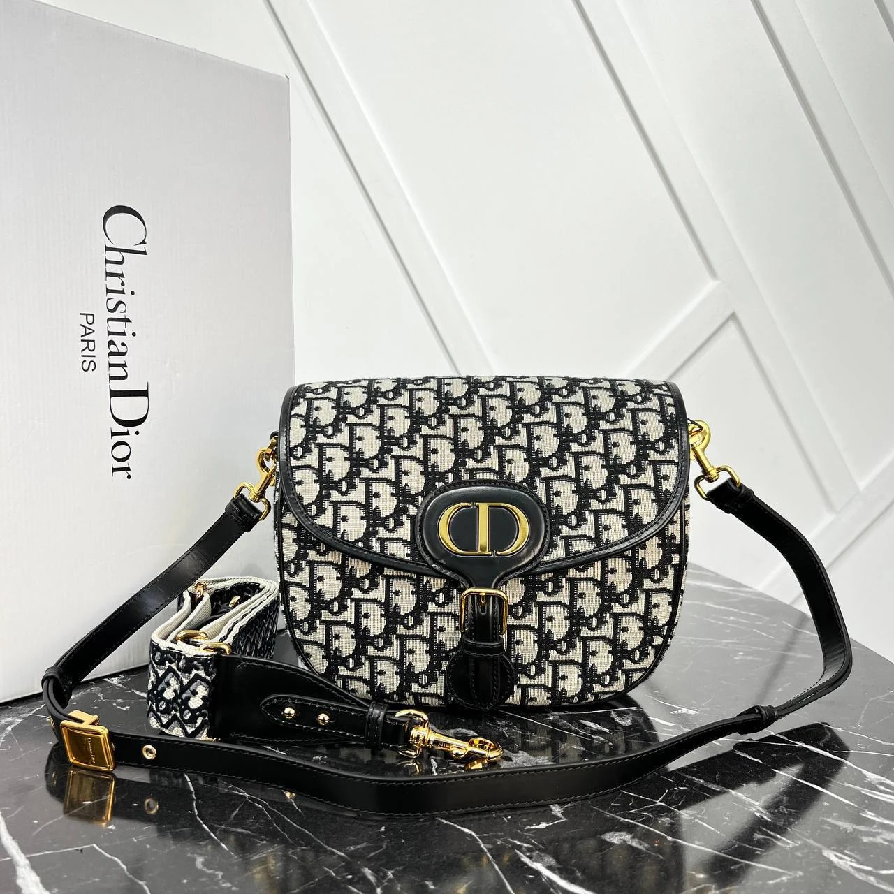 Medium Bobby Bag的图片